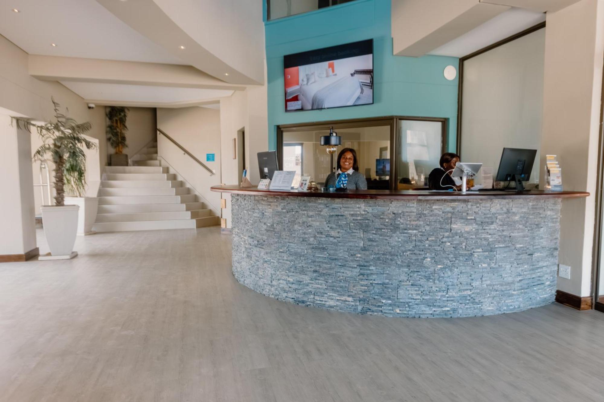 Beach Hotel Swakopmund Exterior foto